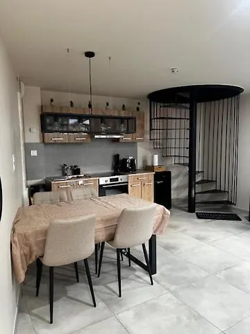 Grange Des Reves Vakantiehuis Lichtenberg